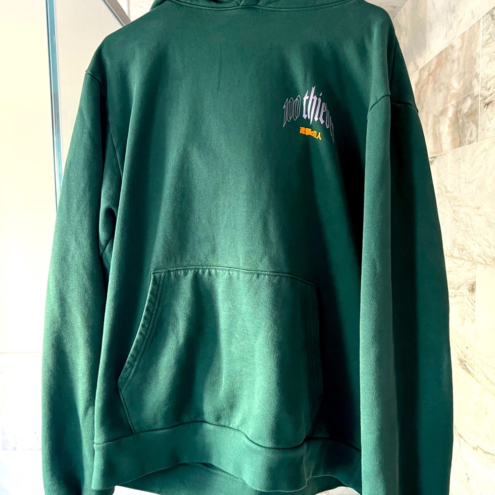 100 thieves attack on titan hoodie size large